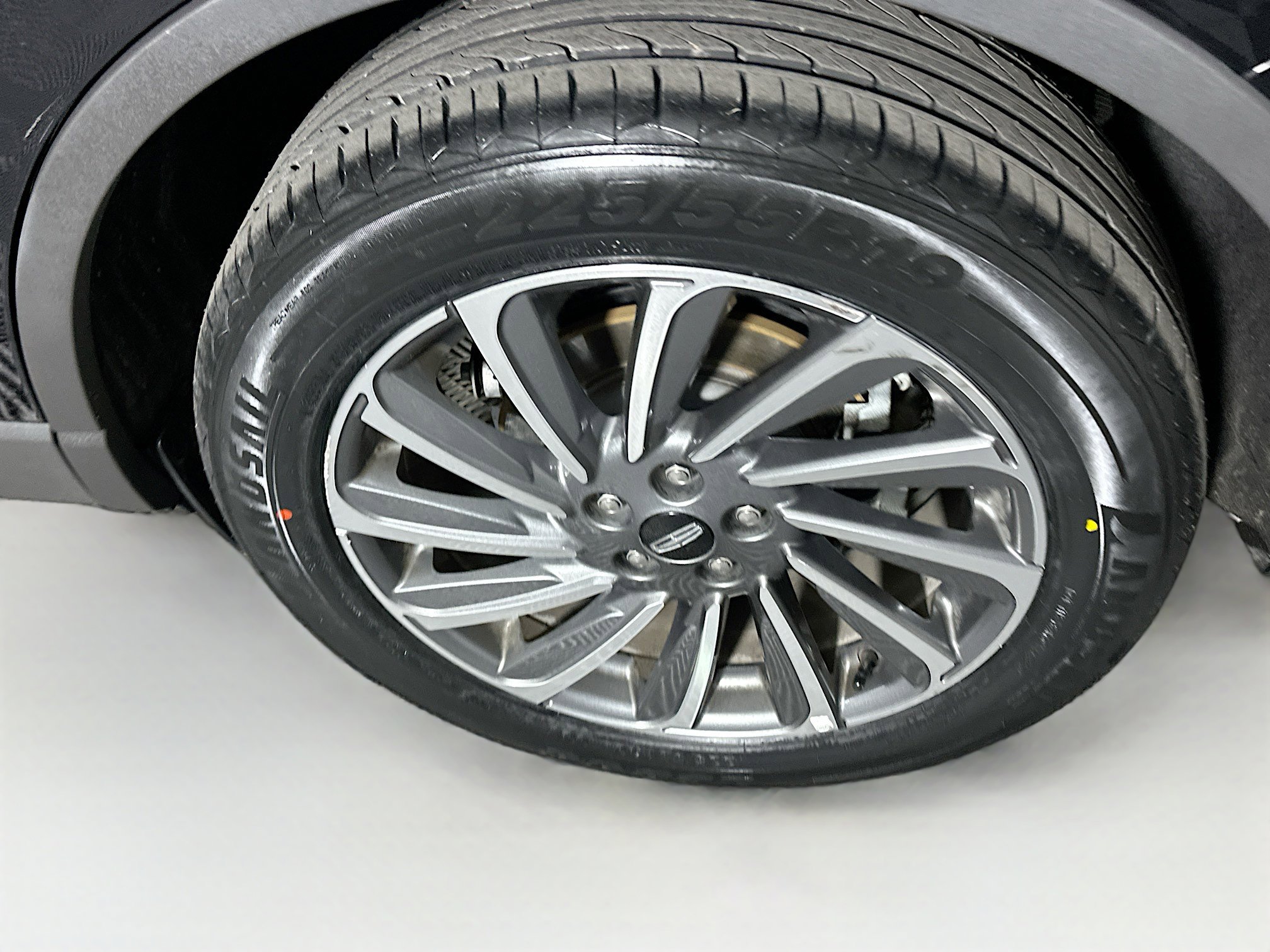 Used 2024 Lincoln Corsair Reserve w/ Equipment Group 201A image 11