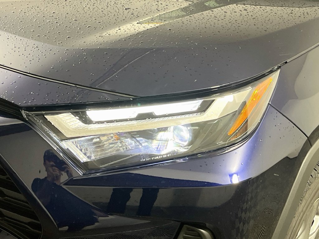 Used 2024 Toyota RAV4 XLE w/ Convenience Package FWD image 11