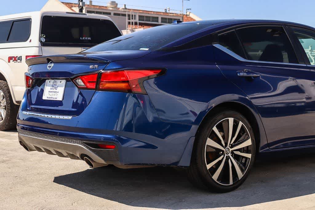 Used 2020 Nissan Altima 2.5 SR w/ Premium Package FWD image 9