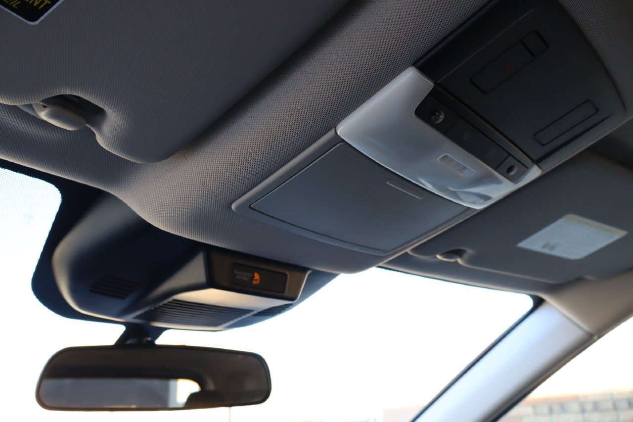 Used 2024 Nissan Rogue SV FWD image 26