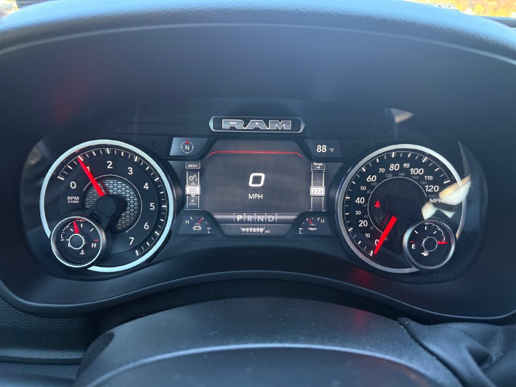 Used 2025 RAM 2500 Big Horn w/ Safety Group AWD/4WD image 16