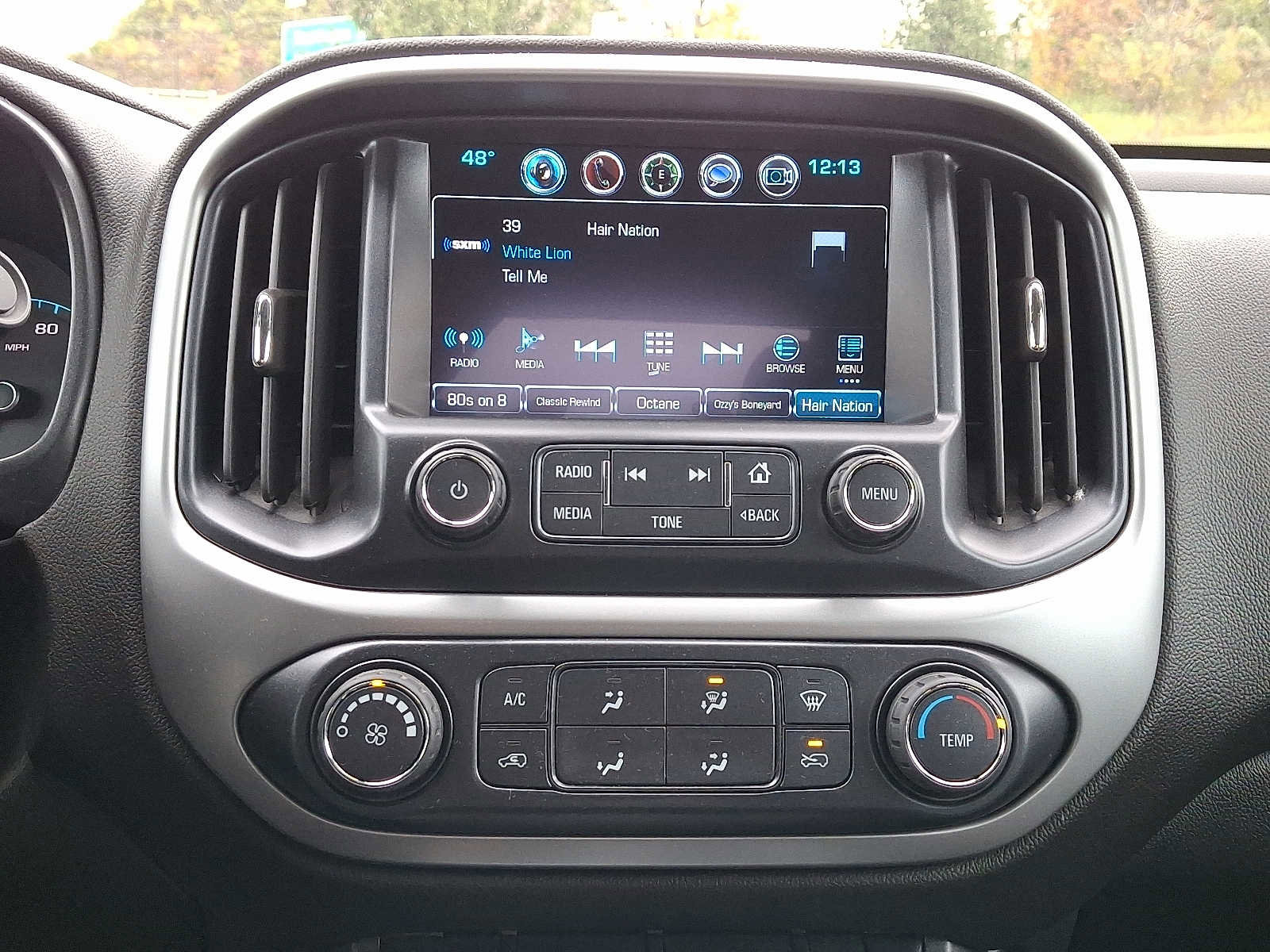 Used 2018 Chevrolet Colorado LT image 16