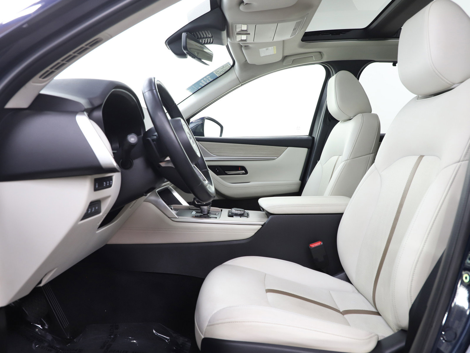 Certified 2024 MAZDA CX-90 3.3 Turbo w/ Premium Plus Pkg image 22