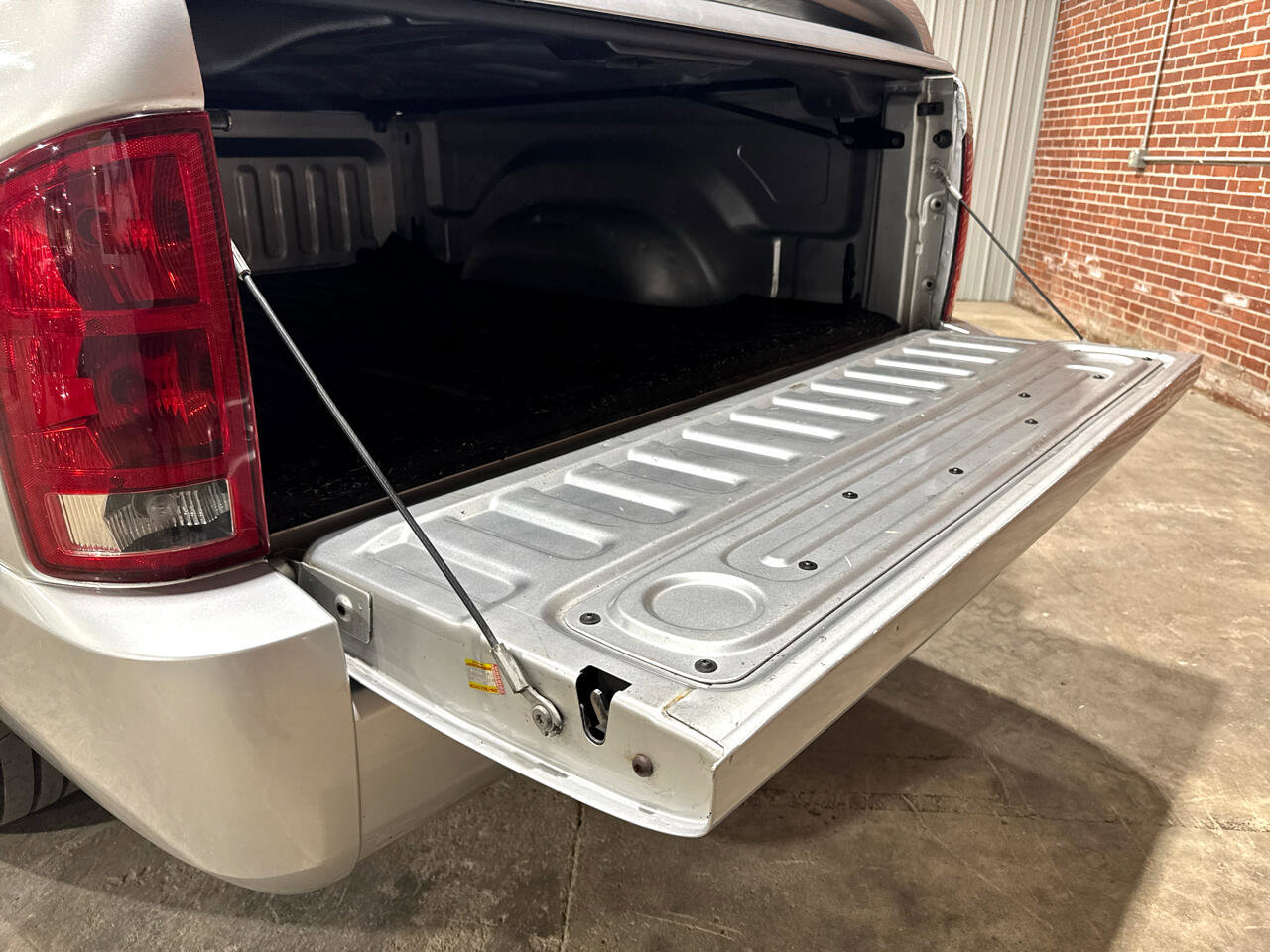 Used 2005 Dodge Ram 1500 Truck 2WD Quad Cab image 42