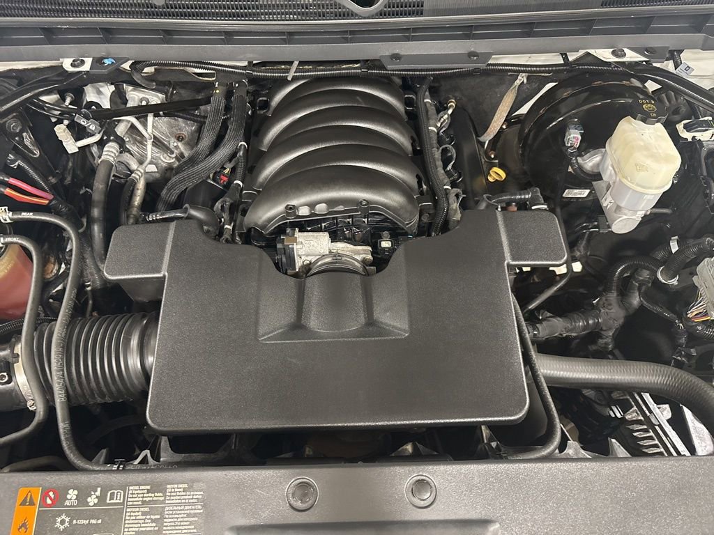 Used 2018 Chevrolet Silverado 1500 LT w/ All Star Edition image 9