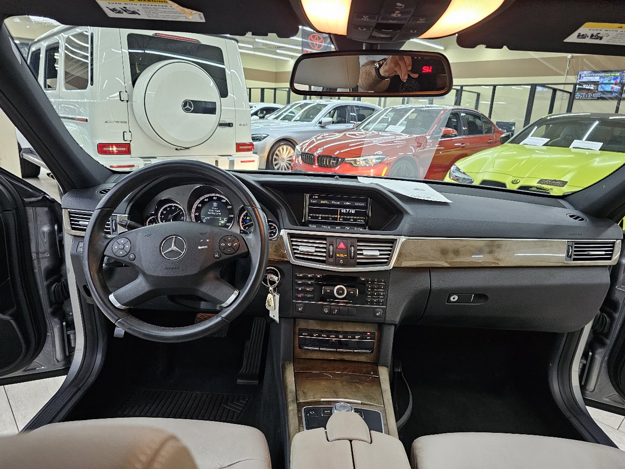 Used 2010 Mercedes-Benz E 350 Sedan w/ Premium 1 Pkg image 27