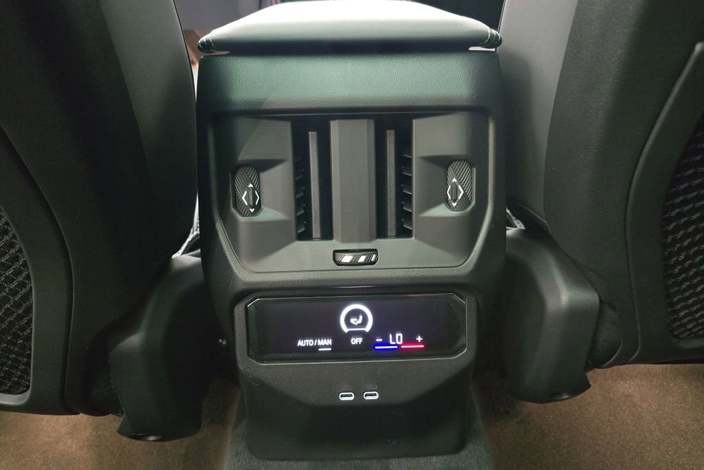 New 2026 BMW X3 xDrive30 w/ Convenience Package image 25