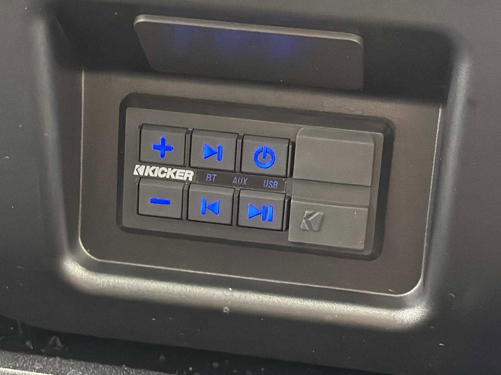 New 2026 GMC Sierra 2500 AT4X AWD/4WD image 17