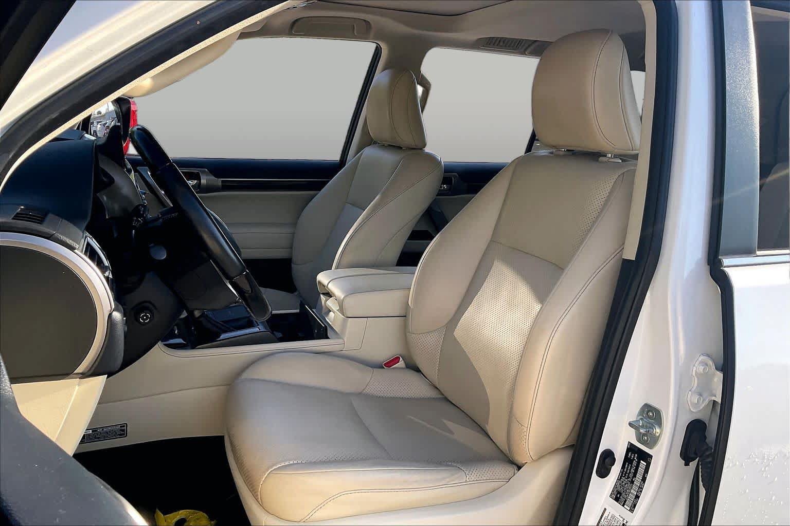 Used 2022 Lexus GX 460 Luxury w/ Sport Design Package AWD/4WD image 8