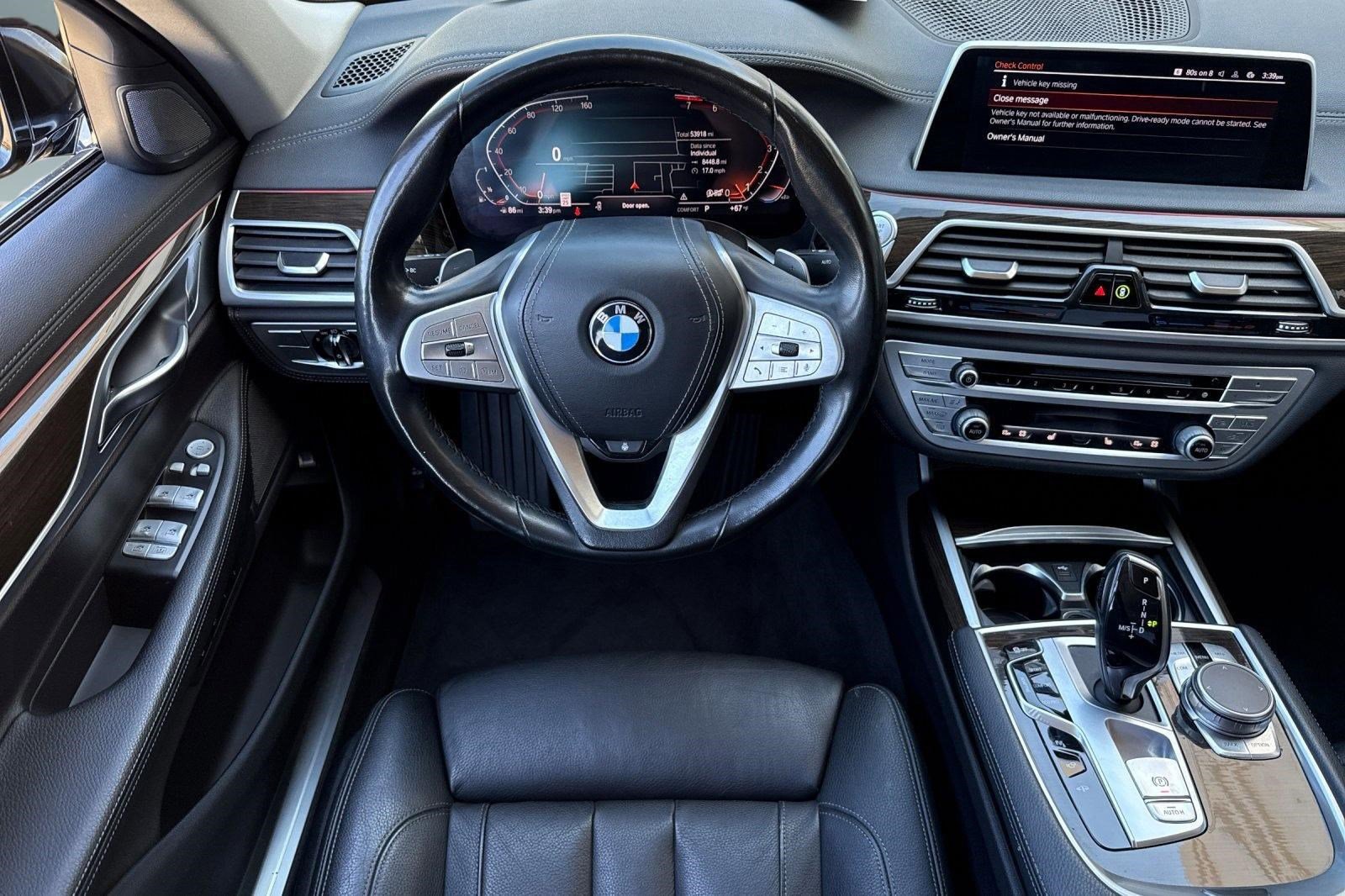 Used 2020 BMW 740i RWD image 26