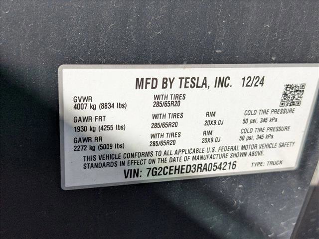 Used 2024 Tesla Cybertruck AWD Crew Cab image 20