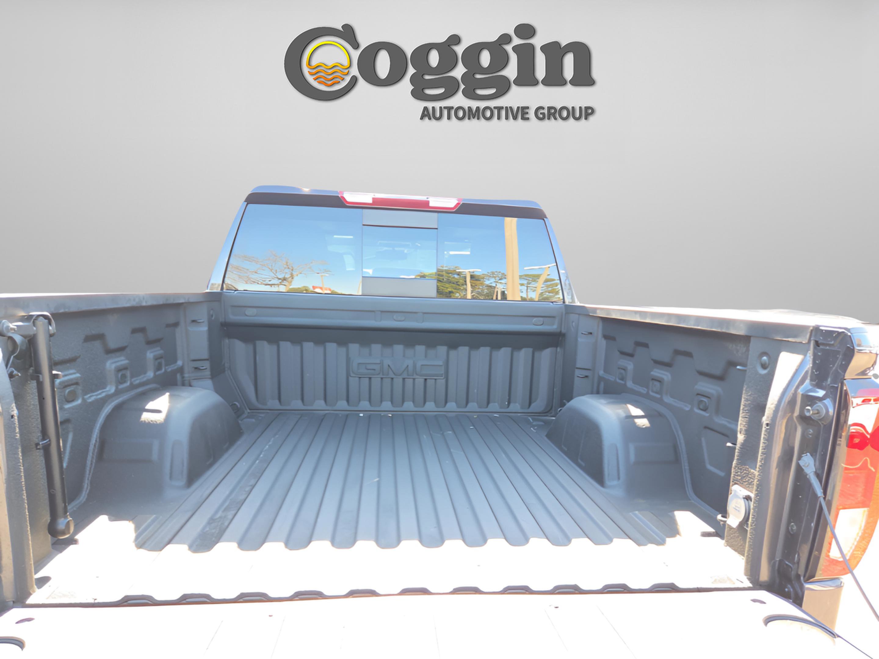 Used 2022 GMC Sierra 1500 Elevation w/ Elevation Premium Package image 32