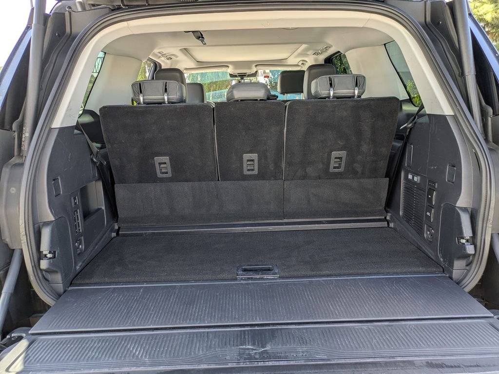 Used 2025 Ford Expedition Active image 28