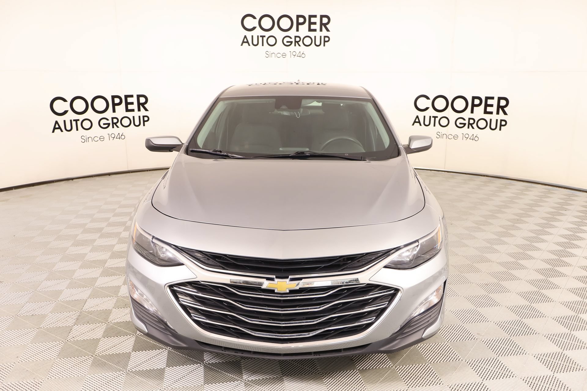 Used 2024 Chevrolet Malibu LT FWD image 9