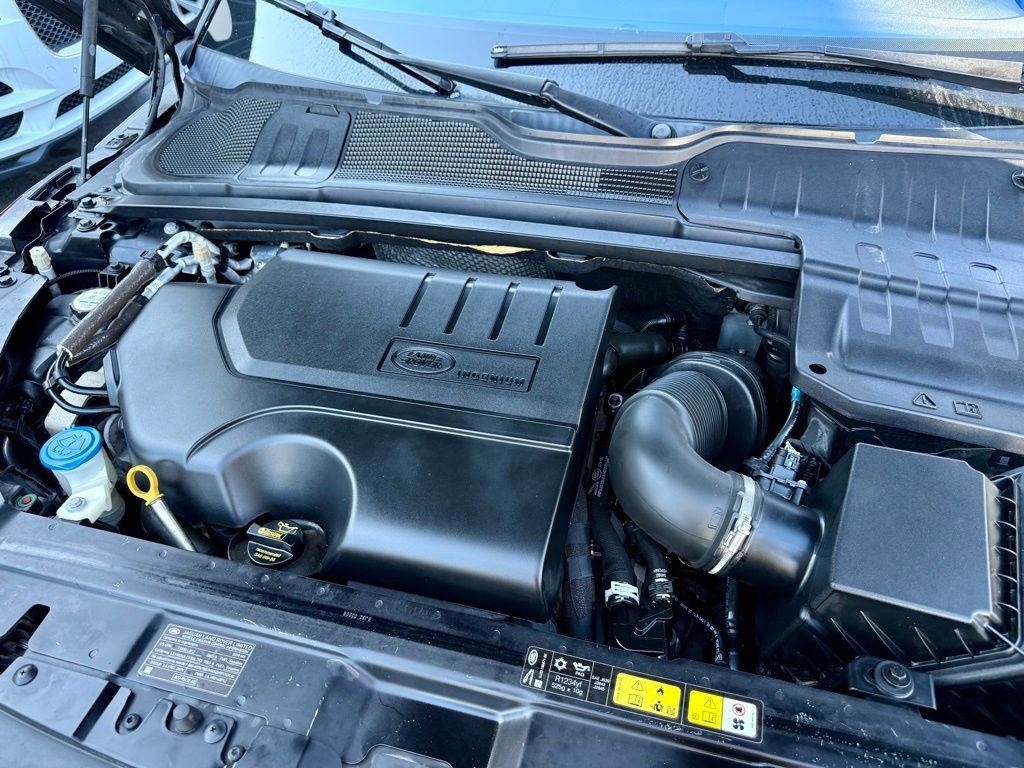 Used 2018 Land Rover Range Rover Evoque SE Premium image 6