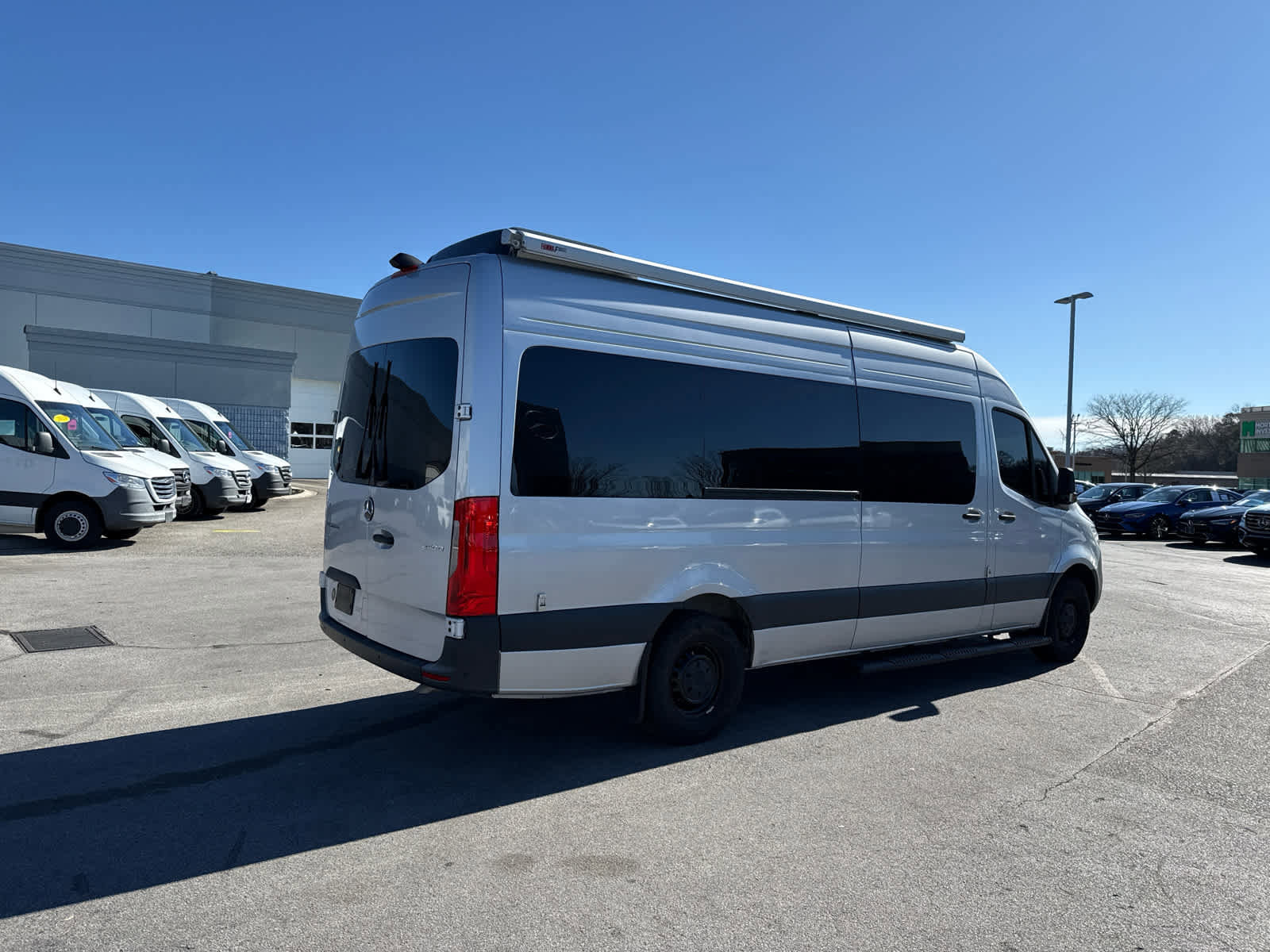 Used 2024 Mercedes-Benz Sprinter 2500 image 3