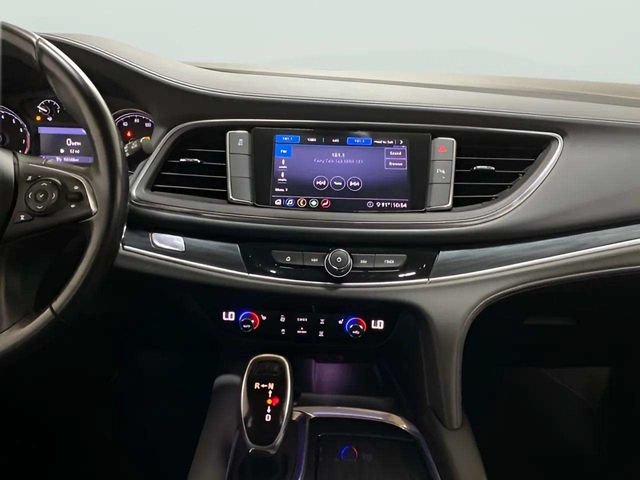 Used 2020 Buick Enclave Essence FWD image 14