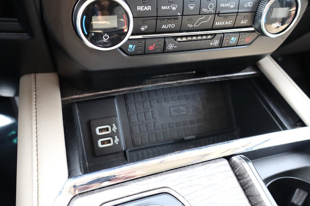 Used 2018 Ford Expedition Max Limited RWD image 38