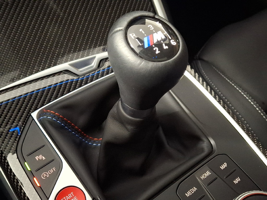 Used 2025 BMW M2 w/ Lighting Package RWD image 17