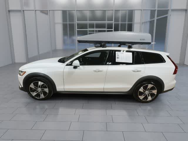 Used 2020 Volvo V60 T5 Cross Country w/ Protection Package Premier AWD/4WD image 5