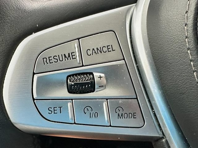 Used 2025 BMW X7 xDrive40i AWD/4WD image 29