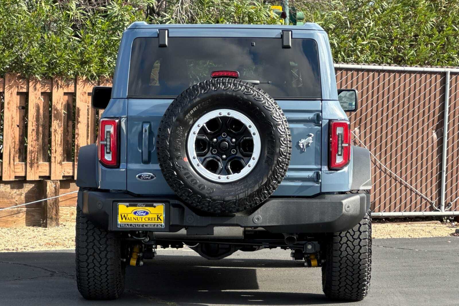 New 2025 Ford Bronco Outer Banks w/ Sasquatch Package AWD/4WD image 5