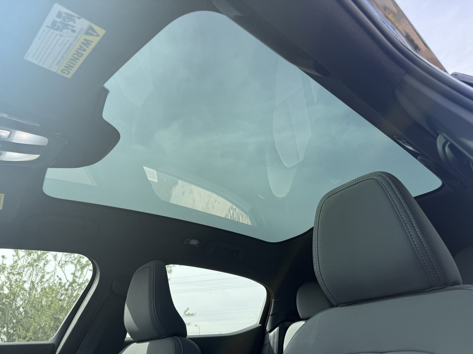 Used 2023 Polestar Polestar 2 w/ Pilot Pack image 11