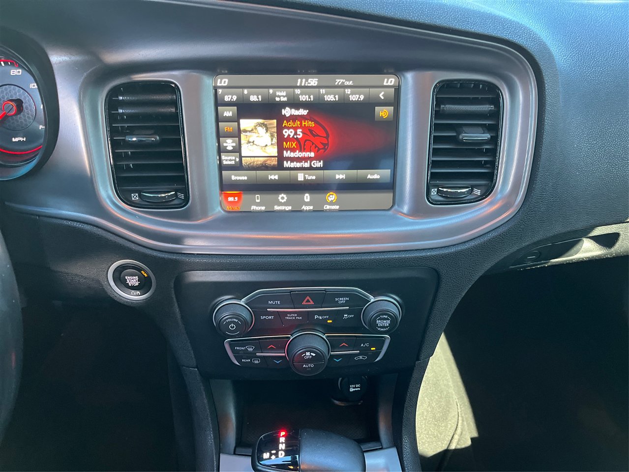 Used 2023 Dodge Charger SXT w/ Blacktop Package image 14