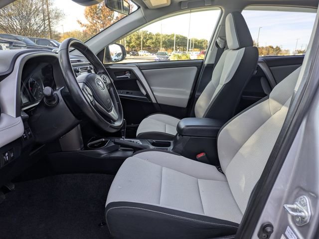 Used 2018 Toyota RAV4 XLE image 25