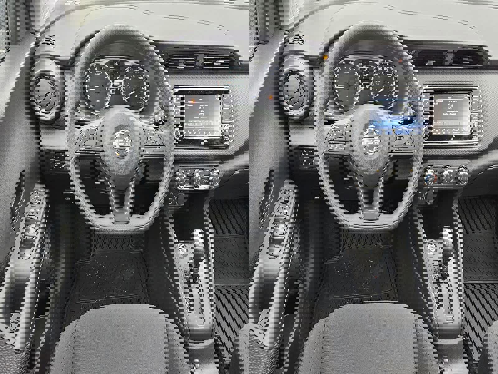 New 2025 Nissan Kicks Play S image 5