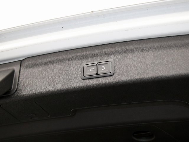 Used 2022 Audi Q3 2.0T Premium Plus w/ Premium Plus Package image 32