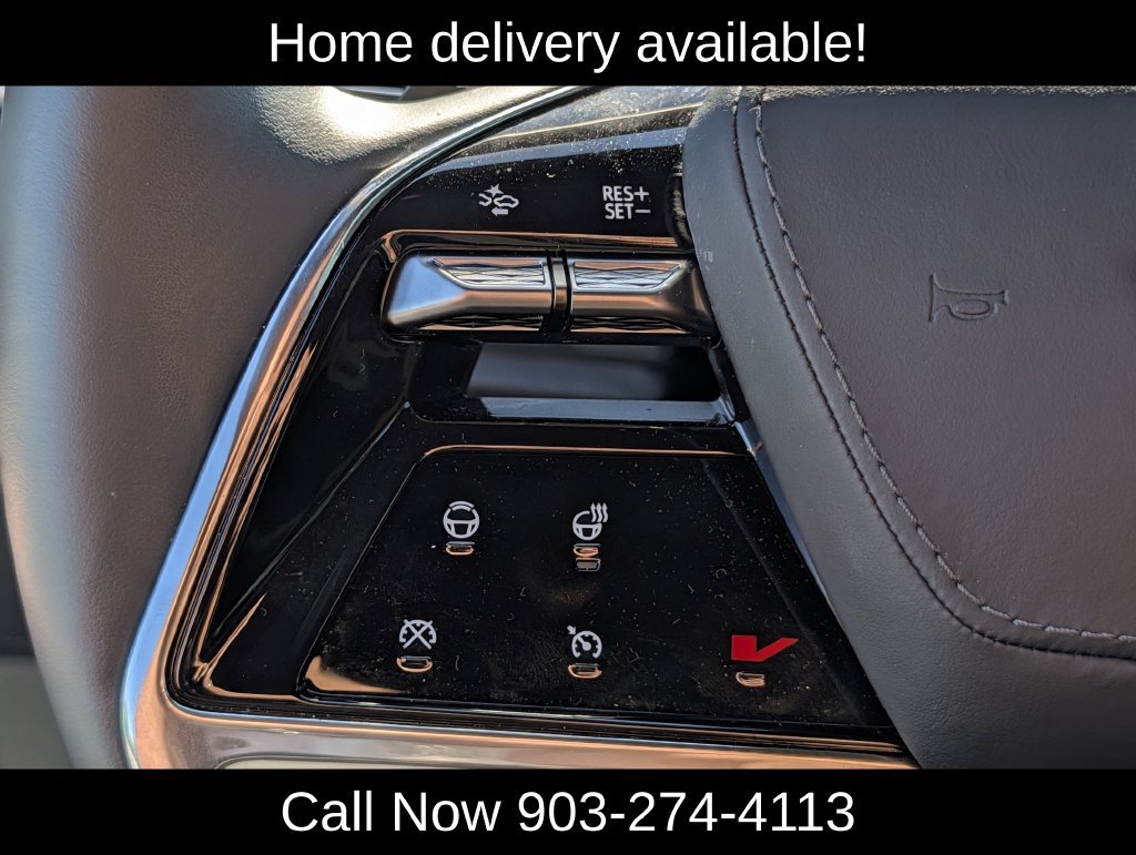 Used 2026 Cadillac Vistiq Platinum AWD/4WD image 22