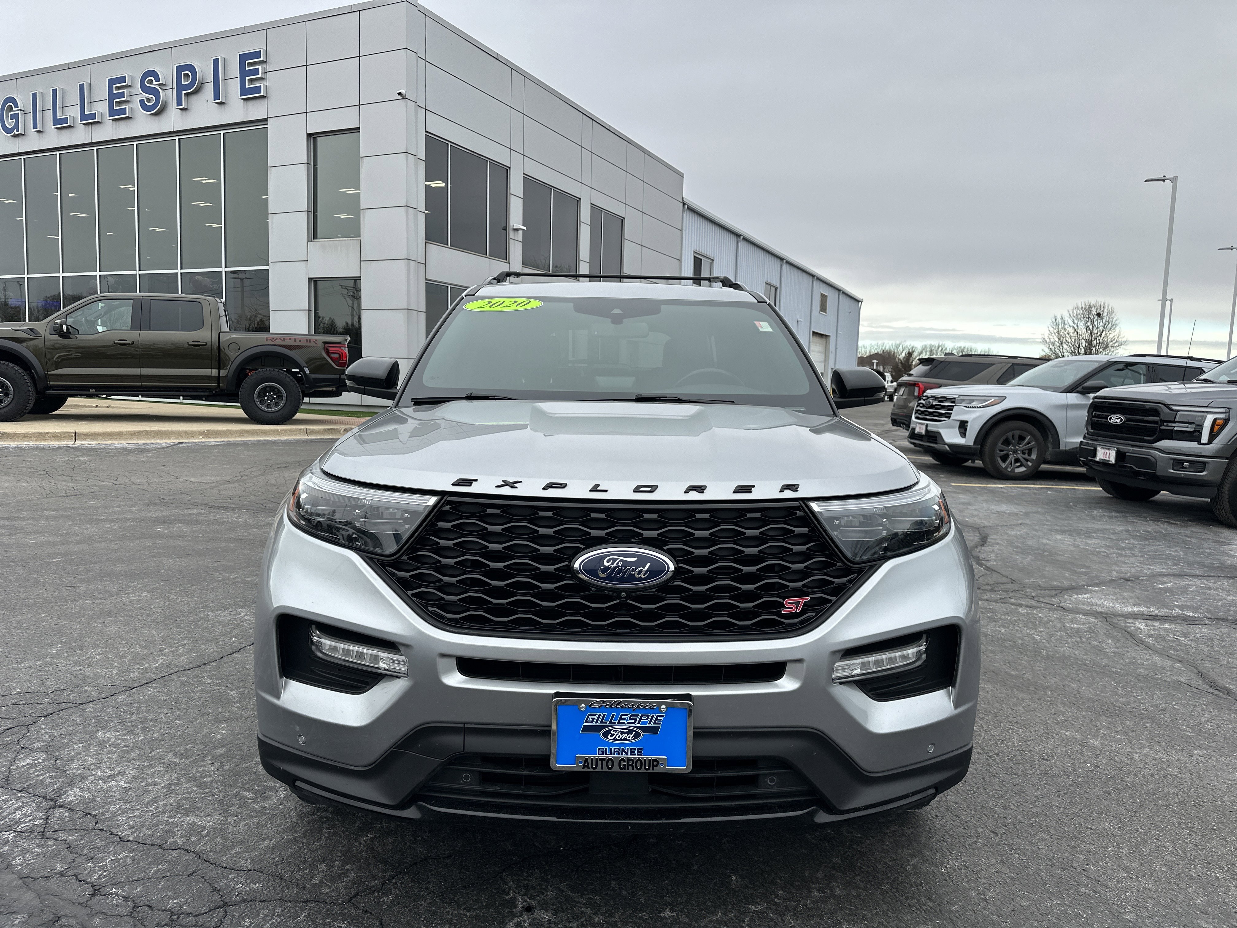 Used 2020 Ford Explorer ST w/ Premium Technology Package image 9