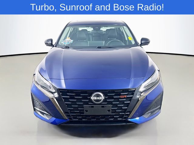 Used 2023 Nissan Altima 2.0 SR FWD image 2