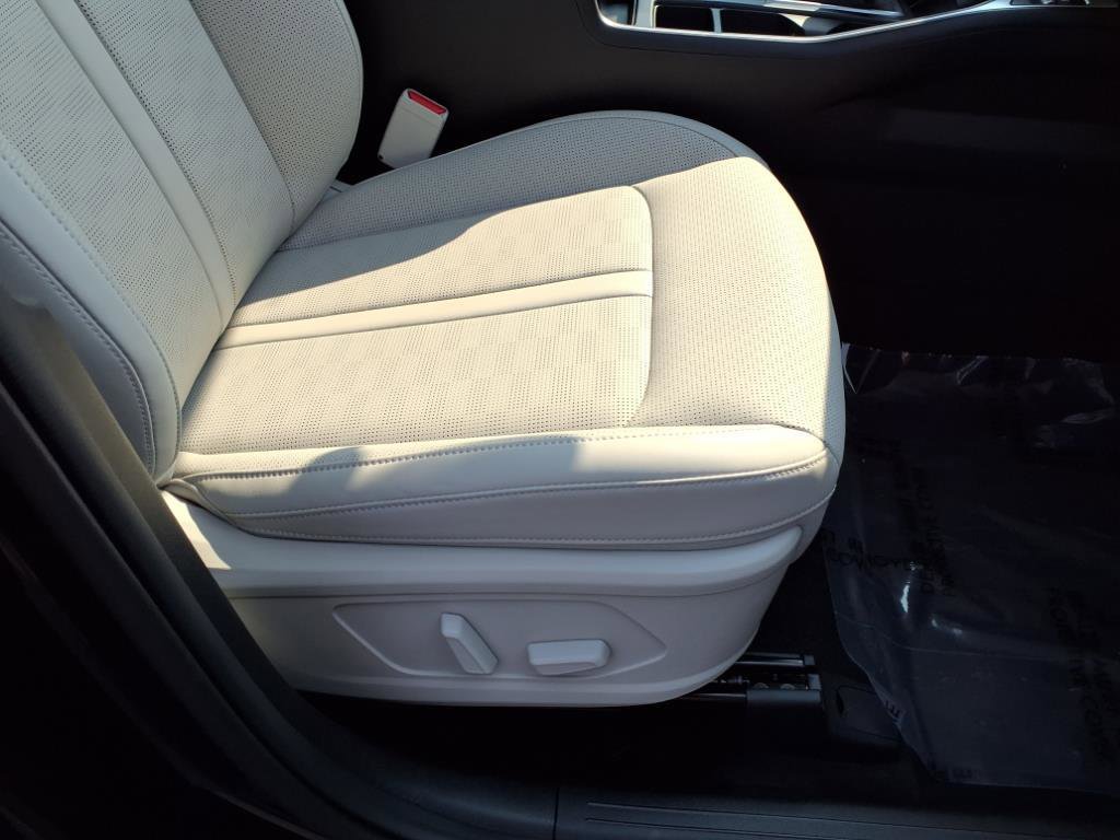 Used 2025 Kia Sorento EX w/ Panoramic Sunroof Package image 26