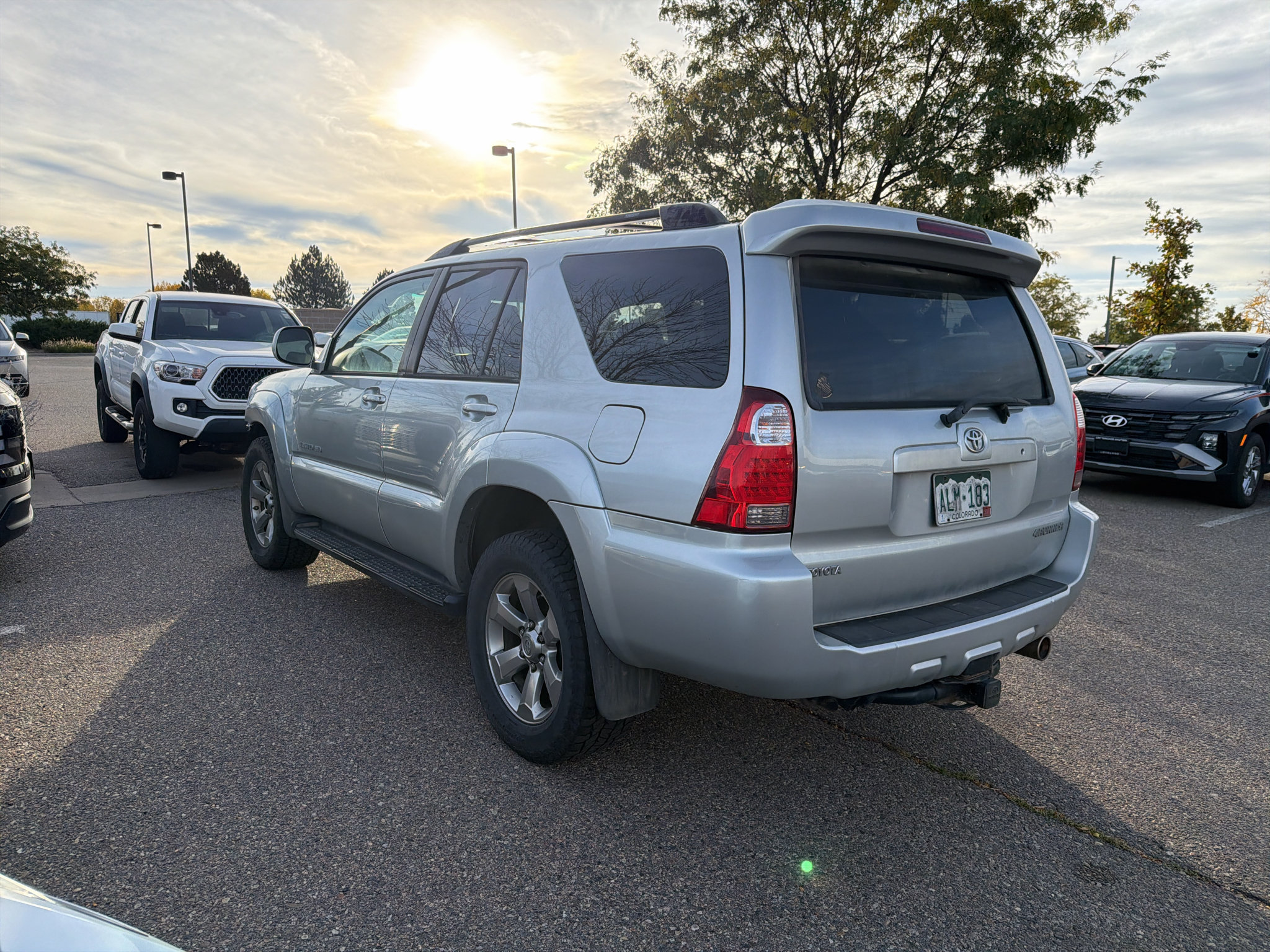 Used 2006 Toyota 4Runner Limited AWD/4WD image 2