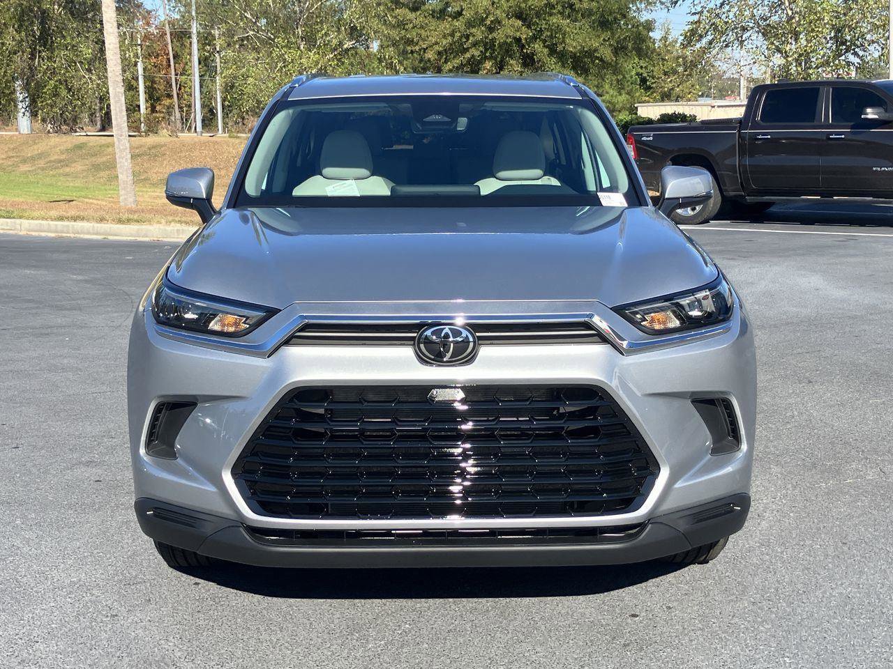 New 2026 Toyota Grand Highlander XLE image 8