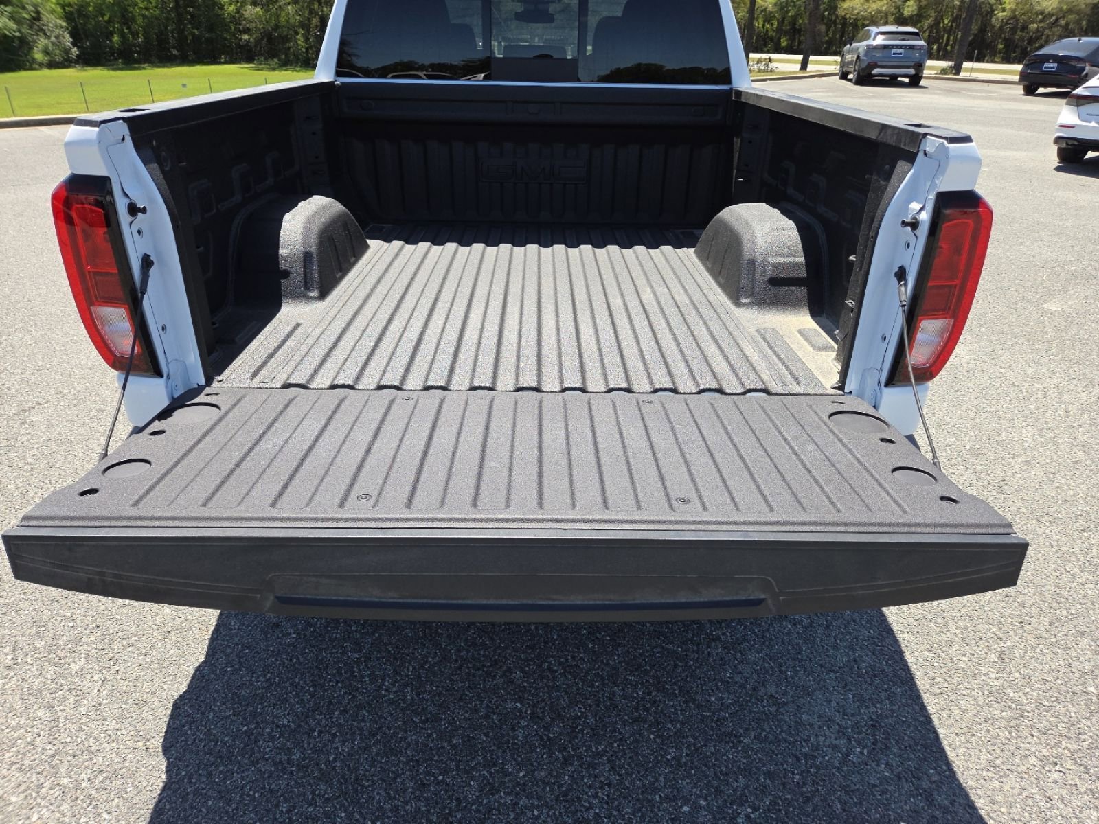 New 2026 GMC Sierra 1500 Elevation image 22