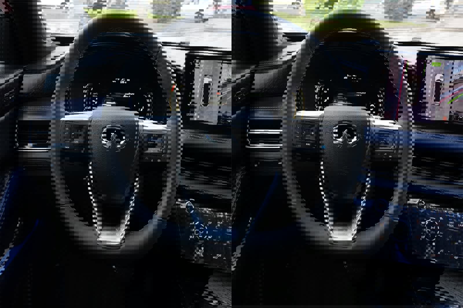 New 2026 INFINITI QX60 Sport image 9