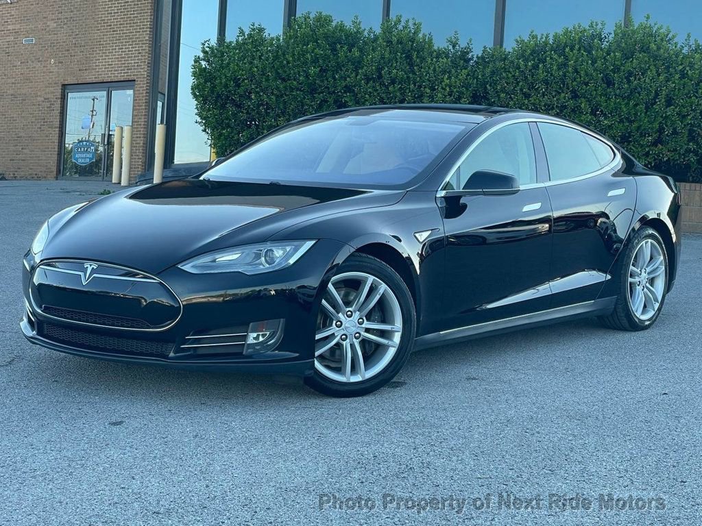 Used 2013 Tesla Model S Performance RWD image 29