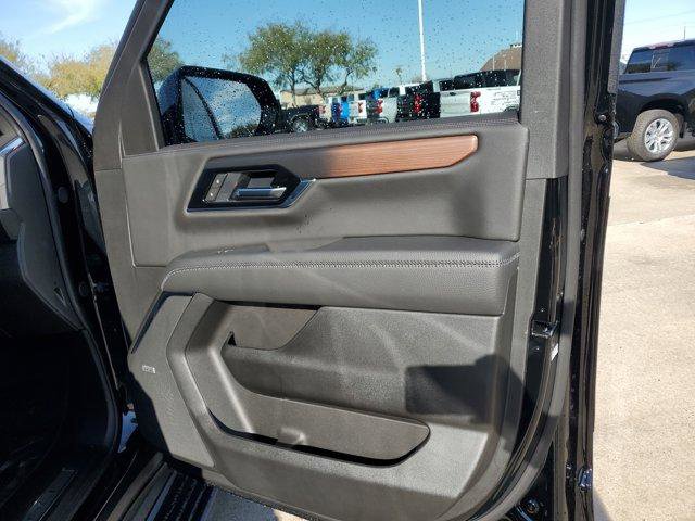 New 2026 GMC Yukon Denali w/ Denali Reserve Package image 9