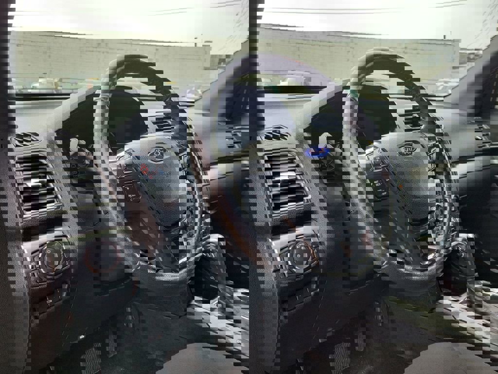 Used 2019 Ford Explorer XLT image 21