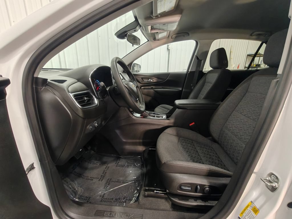 Used 2024 Chevrolet Equinox LT FWD image 22