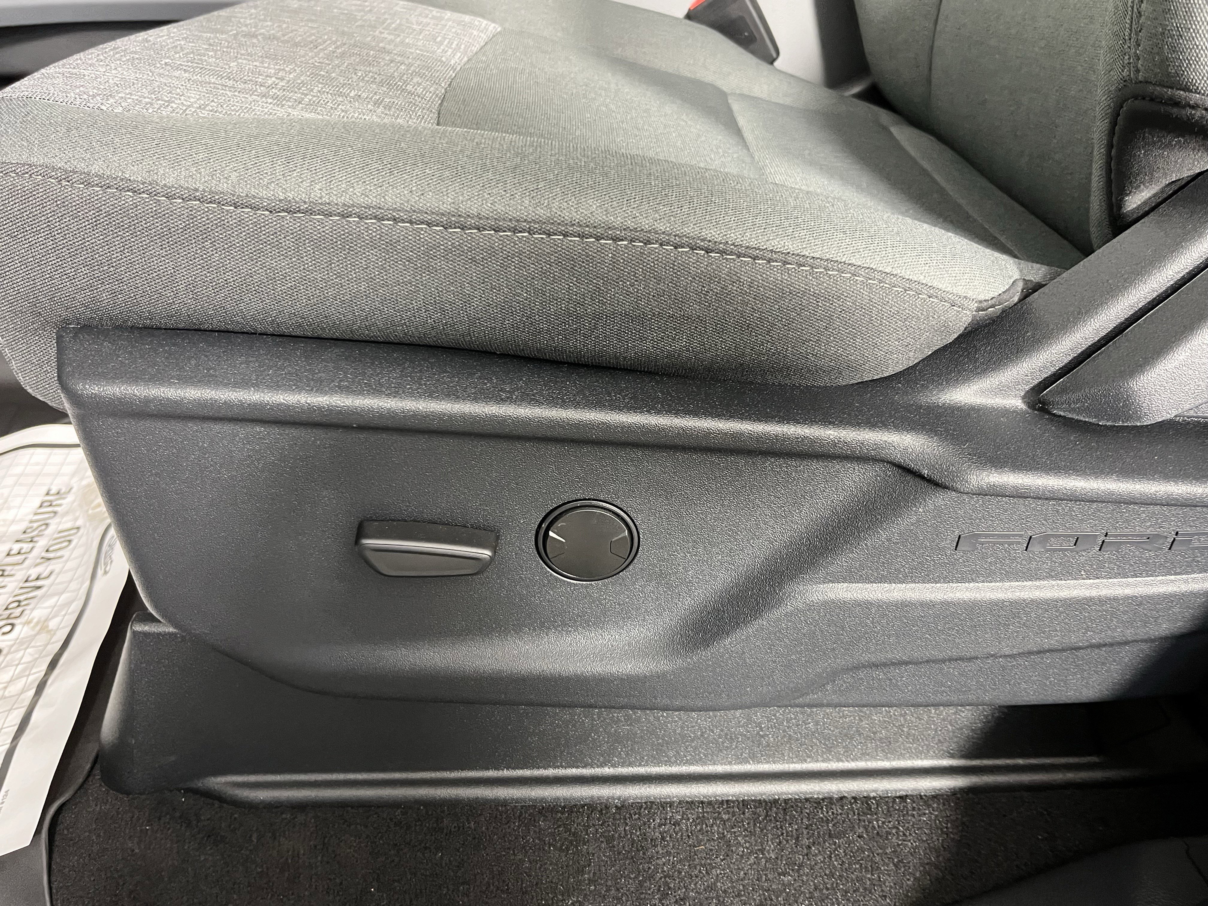 Used 2026 Ford F250 XLT w/ FX4 Off-Road Package image 14