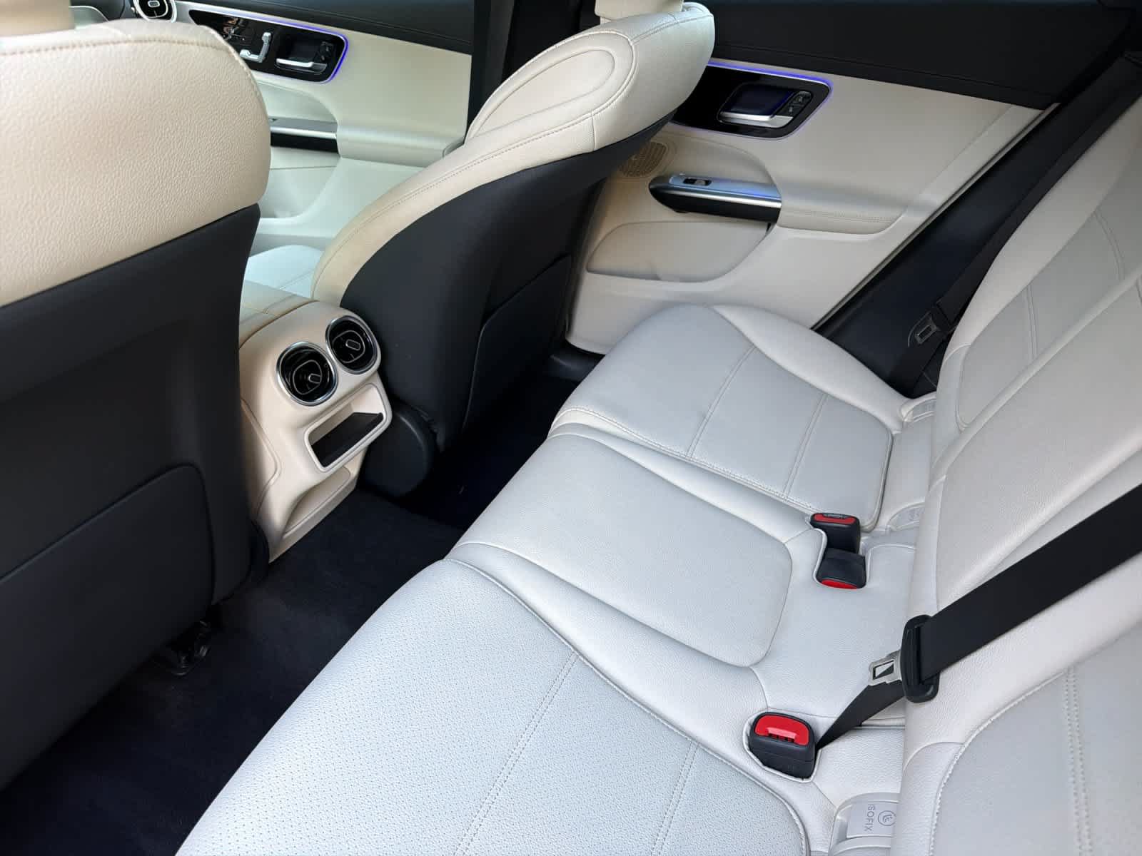 Certified 2025 Mercedes-Benz GLC 350e 4MATIC image 11
