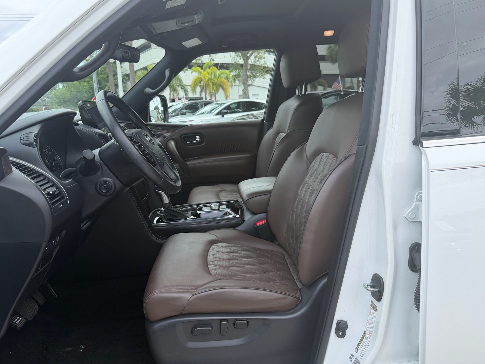 Certified 2023 Nissan Armada Platinum w/ Captain's Chairs Package AWD/4WD image 12