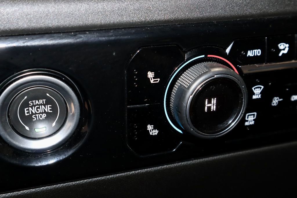 Used 2024 Chevrolet Silverado 1500 LT image 5