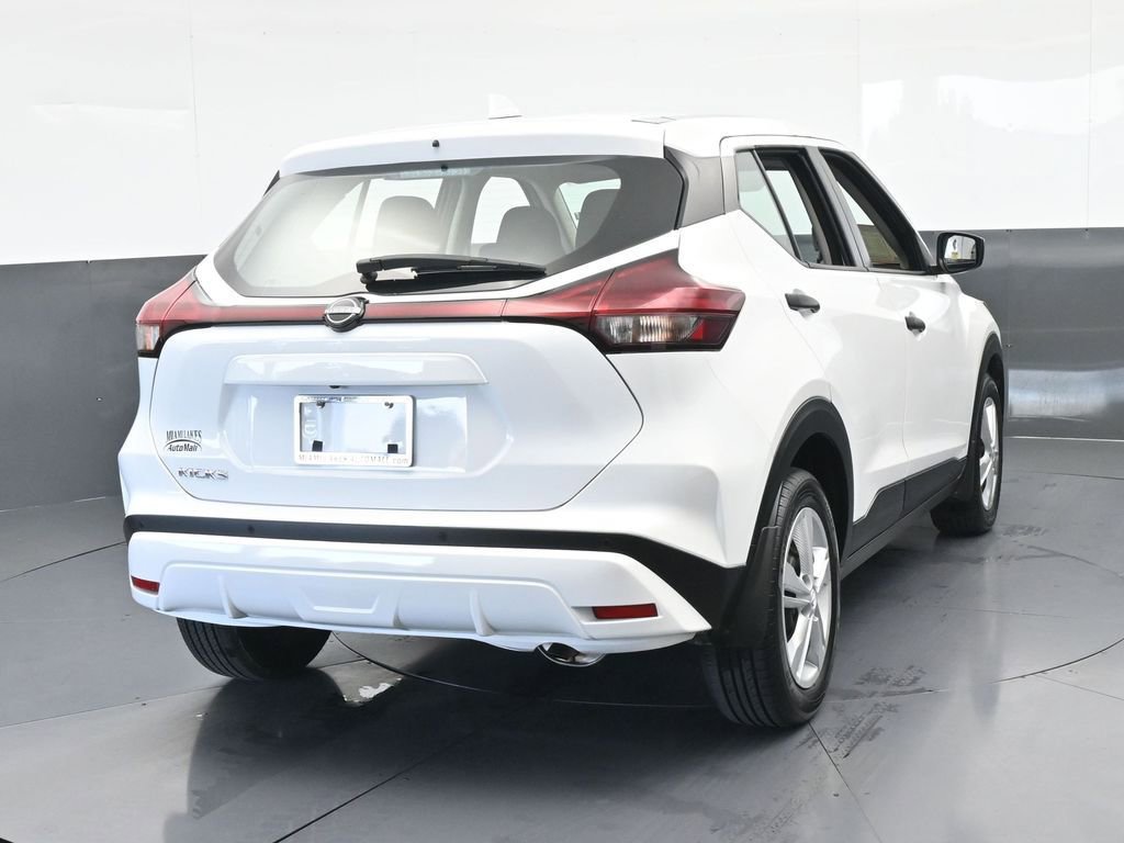 Used 2025 Nissan Kicks Play S image 5