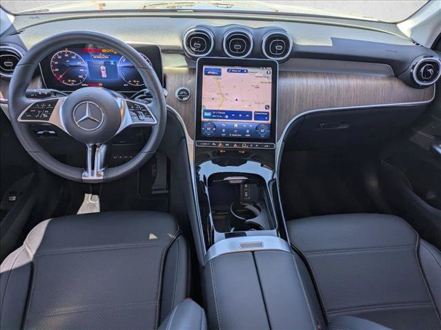 Used 2025 Mercedes-Benz GLC 350e 4MATIC image 17