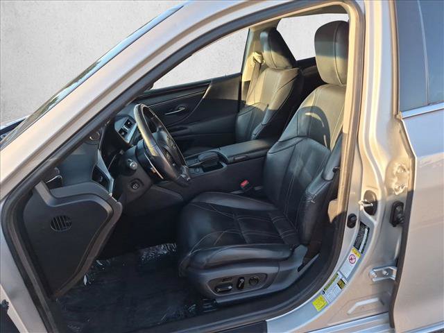 Used 2019 Lexus ES 350 w/ Accessory Package 2 FWD image 17